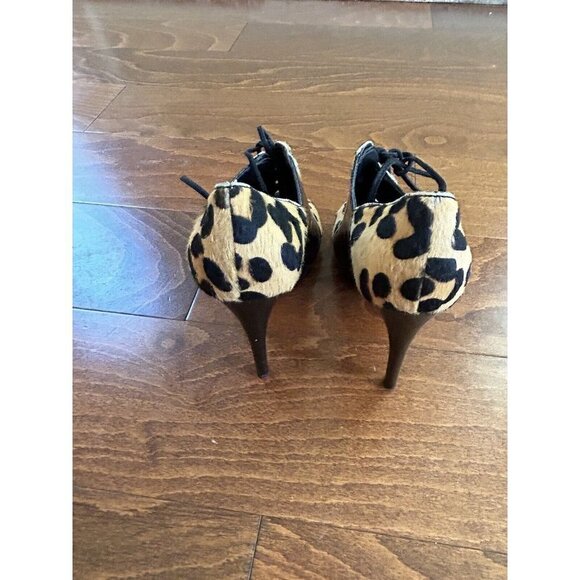 Via Spiga Leopard Fur Heels Peep Toe Heeled Boots Lace Up Black Leather Trim 6 M - Picture 7 of 7